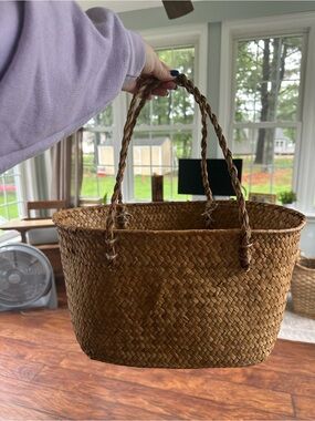 Hand Crafted Natural Brown Woven Straw Tote